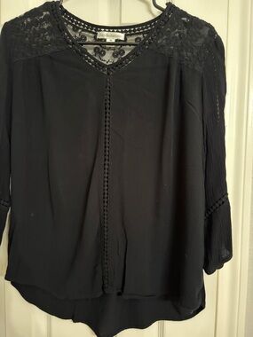 JohnPaulRichard Black Crochet-Trim V-Neck Blouse
